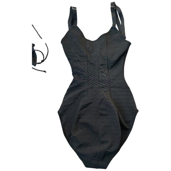 NWOT Ann Michell Briana Post-Surgery Open Bust Bodysuit Hourglass Shapewear S - Picture 11 of 11